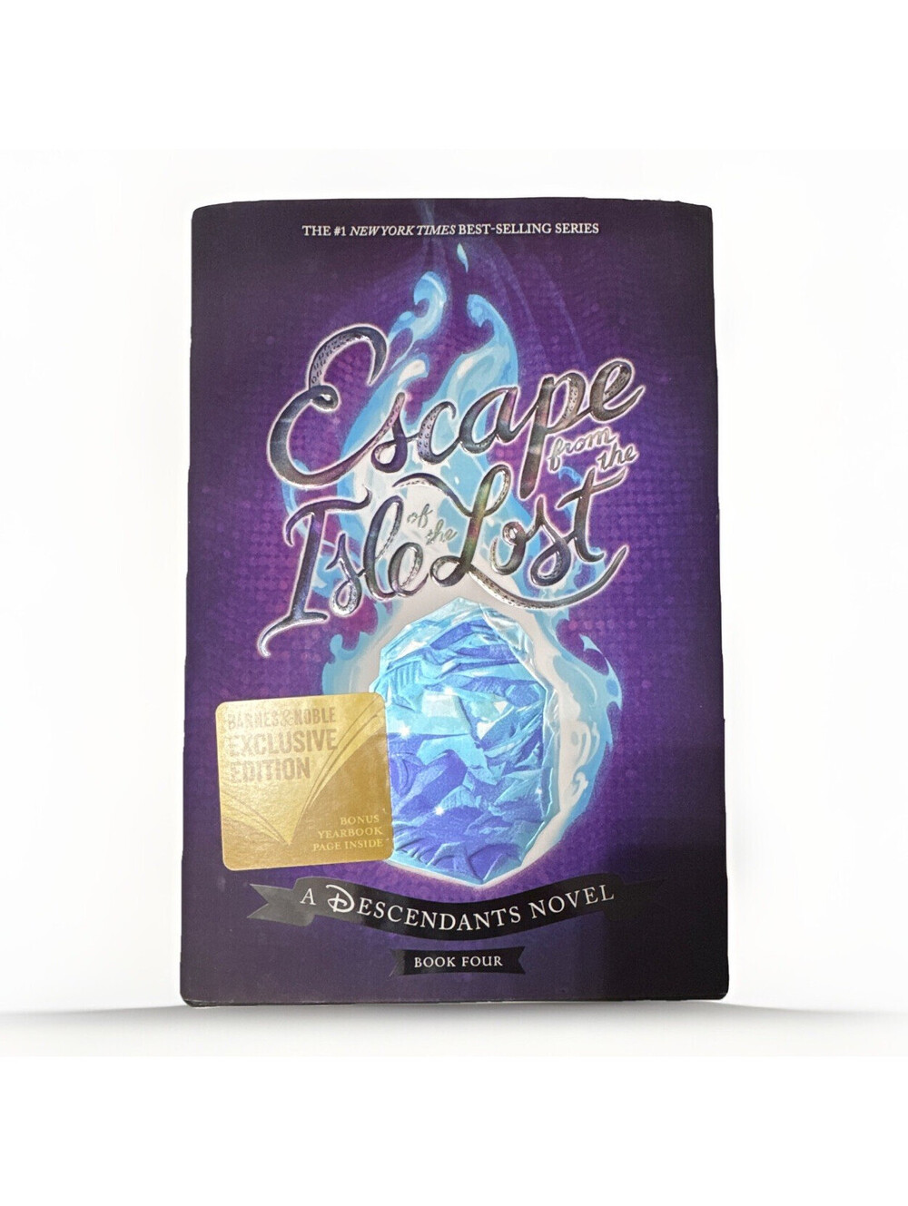 Escape from the Isle of the Los - Book 4 - B&N Exclusive Ed - Bonus Yearbook